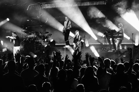 Xerjoff Duran Duran auf einem Konzert Schwarz Weiß